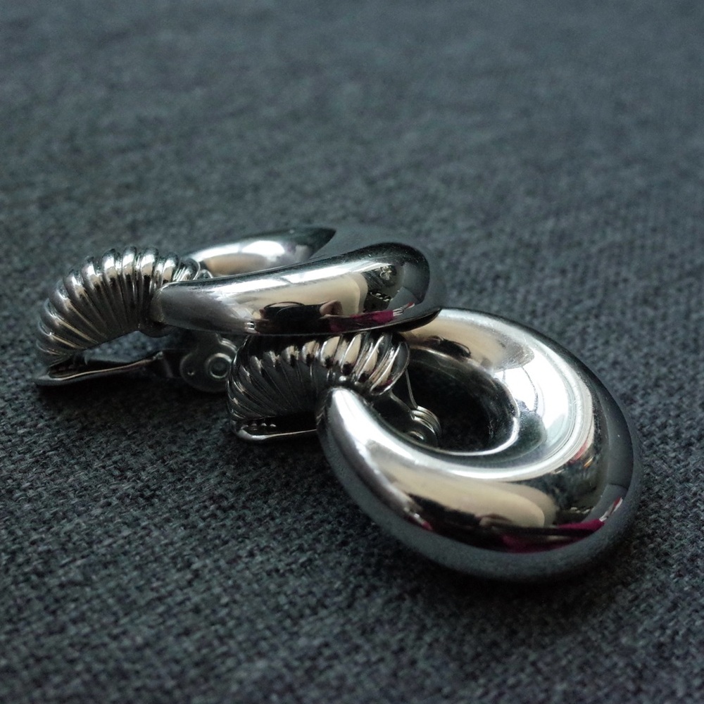 Monet vintage. Earrings